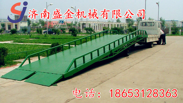裝卸貨使用哪一個(gè)類型的登車橋比較合適?(圖2) \